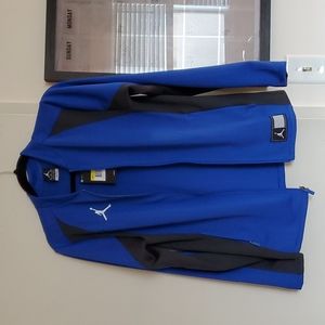 COPY - Nike zip up jacket